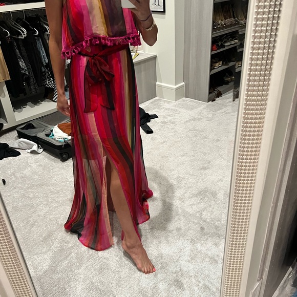 Aakaa maxi dress, new with tags! Size small - Picture 3 of 9